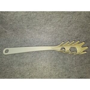Vintage Taylor Made Nylon Pasta Spoon Strainer Almond Cream Color